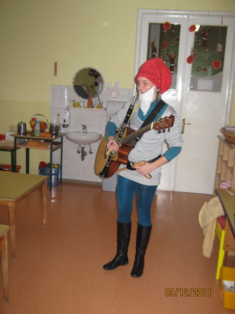 Skratek muzikalček na obisku - 09.12.2011 - foto
