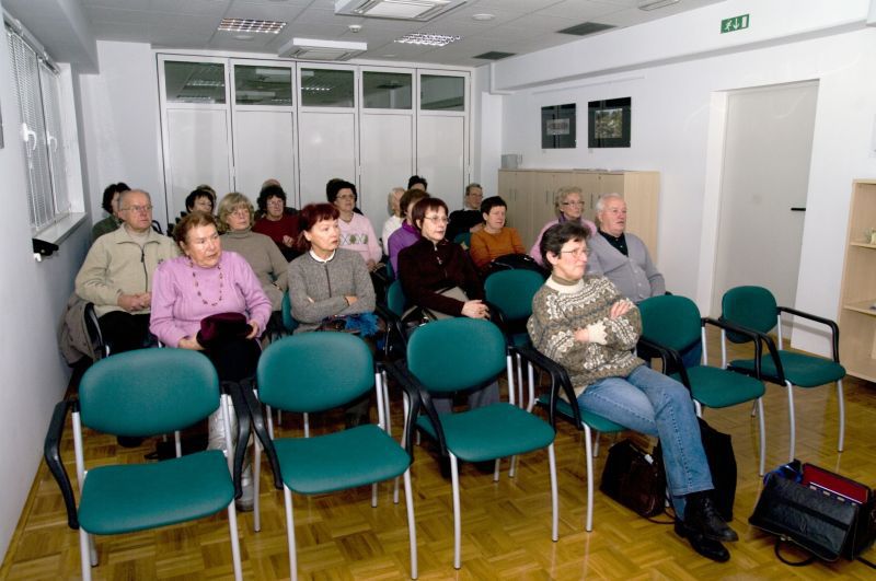 Predavanje Tanje Košar 10.2.2010 - foto povečava