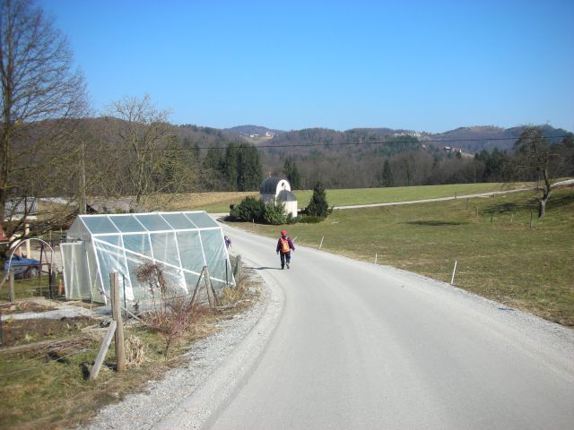Križ,Kovačev hrib 9.3.11 - foto