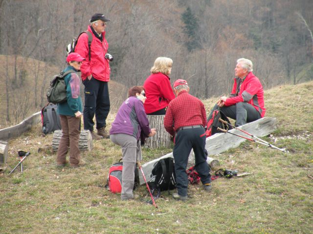 Petelinčki na Jelšah in slap Bojanca 6.4.2011 - foto