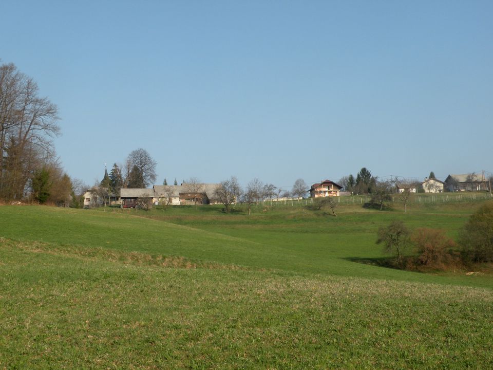 Vrtača, Pečje 28.3.12 - foto povečava