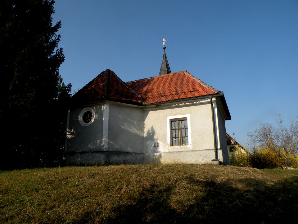 Vrtača, Pečje 28.3.12 - foto povečava