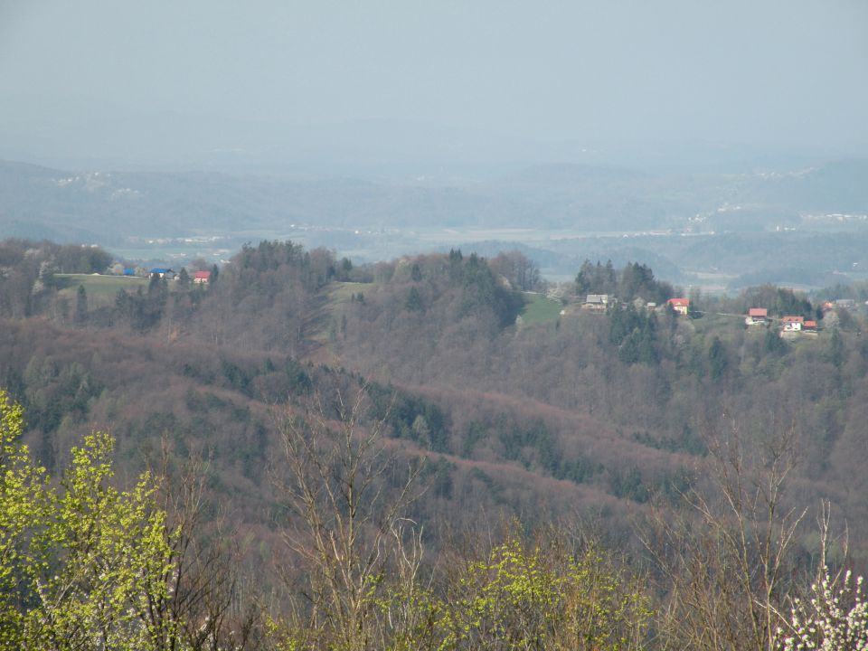 Laze 5.4.2012 - foto povečava