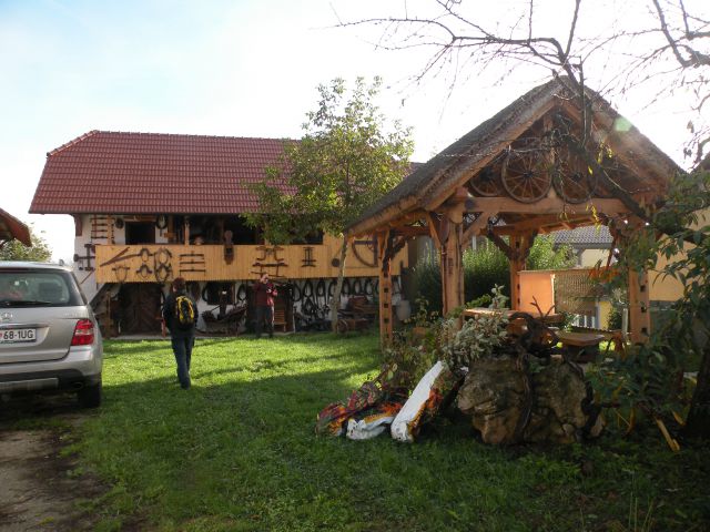 Škovec pri Tržišču17.10.12 - foto