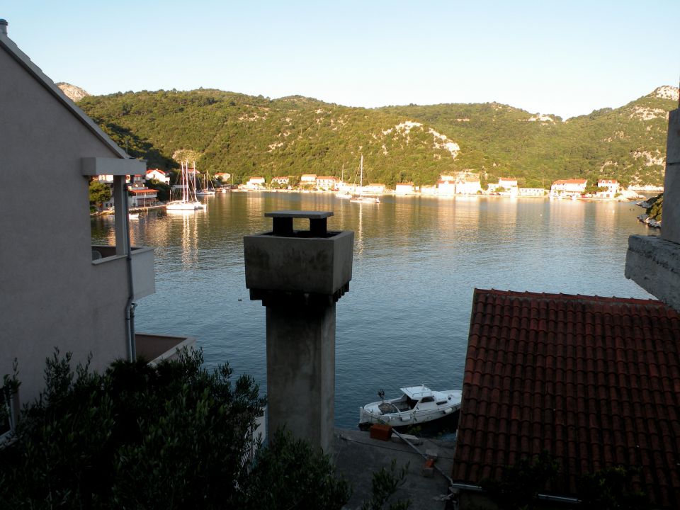 8.6.13 hrib Hom , Lastovo - foto povečava