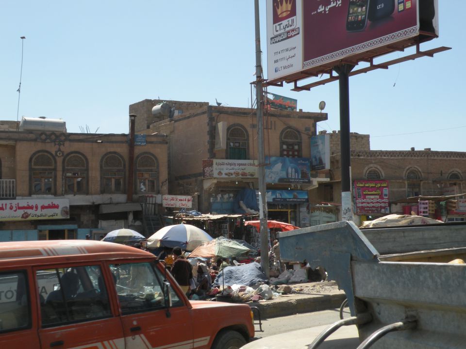 24.2.14 Sokotra - mesto Sana in tržnica - foto povečava