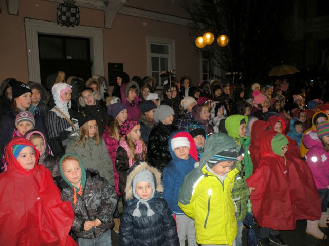 1.12.14 miklavžev sejem in prižig lučk - foto