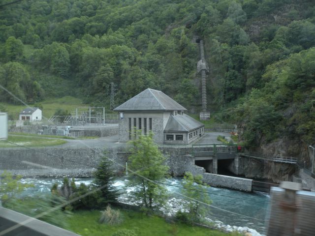 15 Španija slap Gavarnie - foto