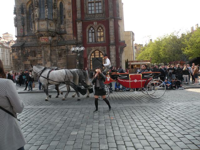 16 Praga s Hradčanov proti mestu - foto