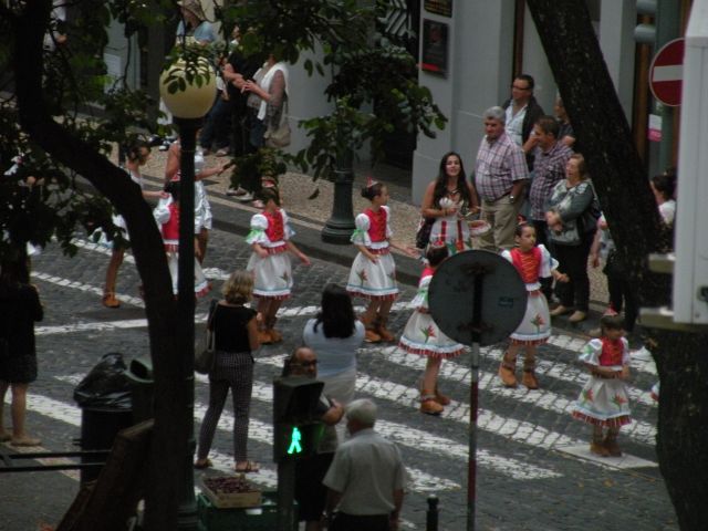 16 Madeira Funshal parada - foto