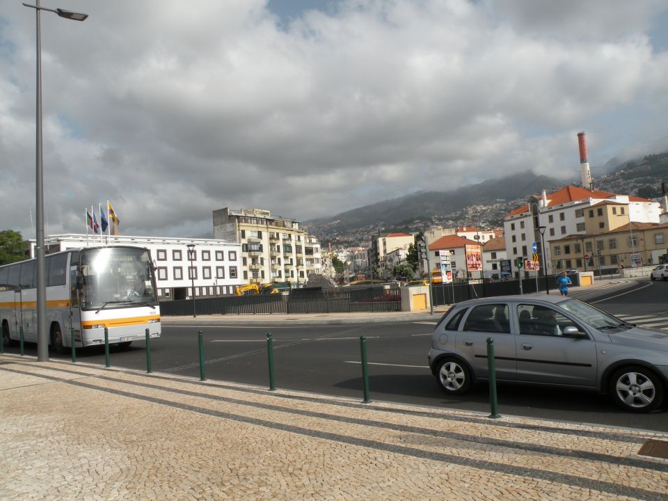 16 Madeira Funshal na obali - foto povečava