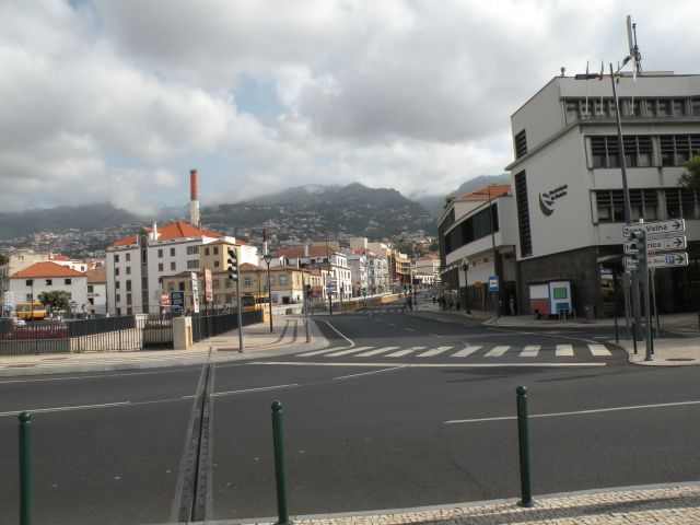16 Madeira Funshal na obali - foto