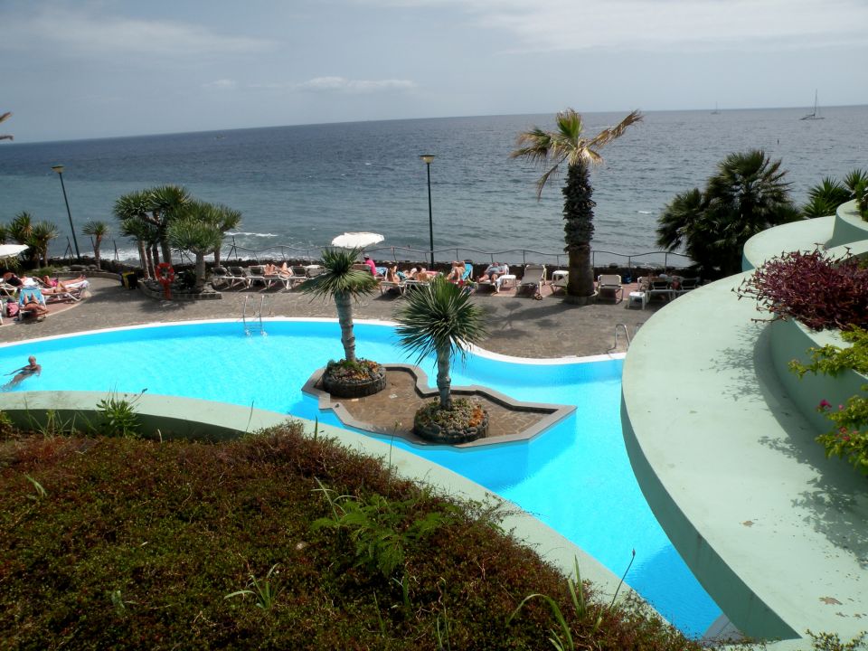 16 Madeira letališče - hotel - foto povečava