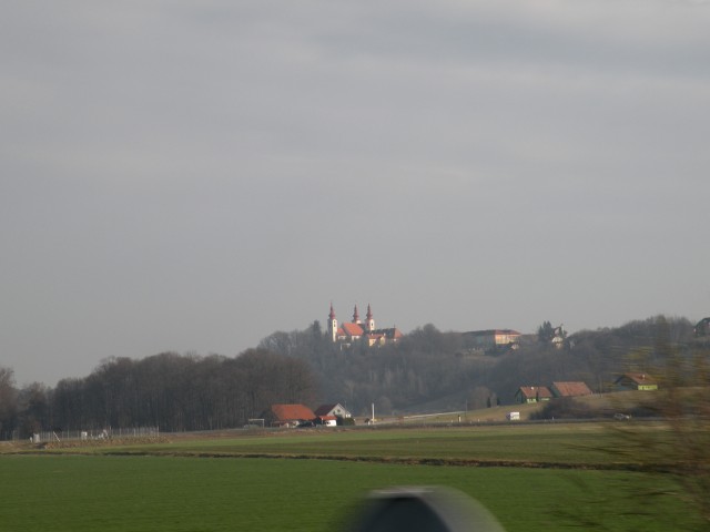 17 U3 Lendava Plečnikova cerkev Bela golobica - foto