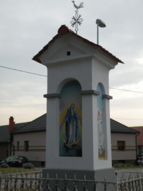 17 U3 Lendava Plečnikova cerkev Bela golobica - foto