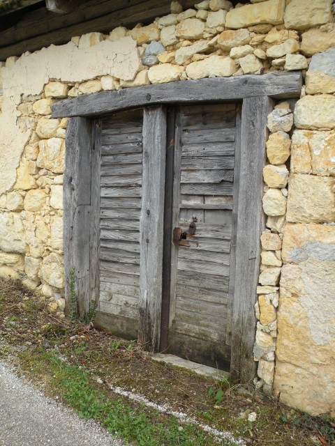 17 Bela cerkev - foto