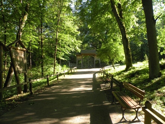 17 Poljska Rostozanski park - foto