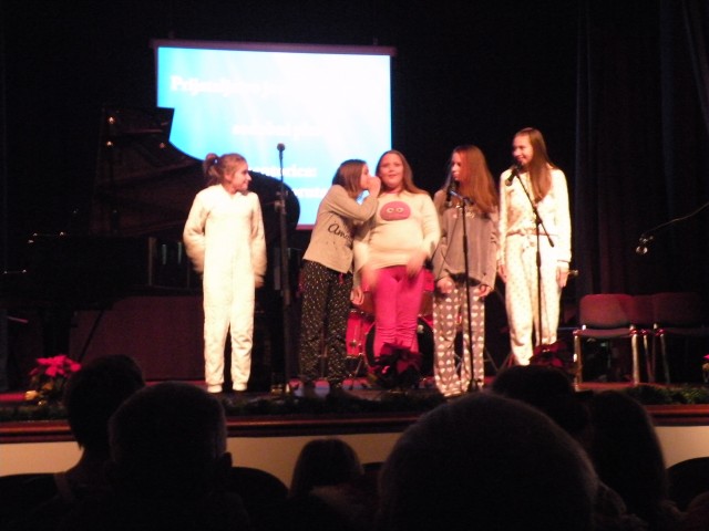 17.12.20 Novoletni koncert GŠ Laško - Radeče - foto