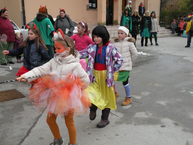 10.2.18 Maškare Radeče otroci - foto