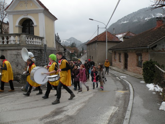 10.2.18 Maškare Radeče otroci - foto