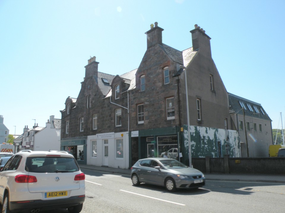 Škotska Stornoway po mestu - trajekt Ulapool - foto povečava