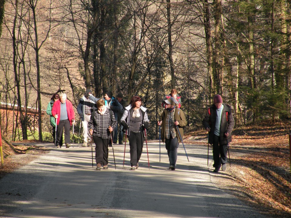 18 Dobrava naokrog proti Močilnem  - foto povečava