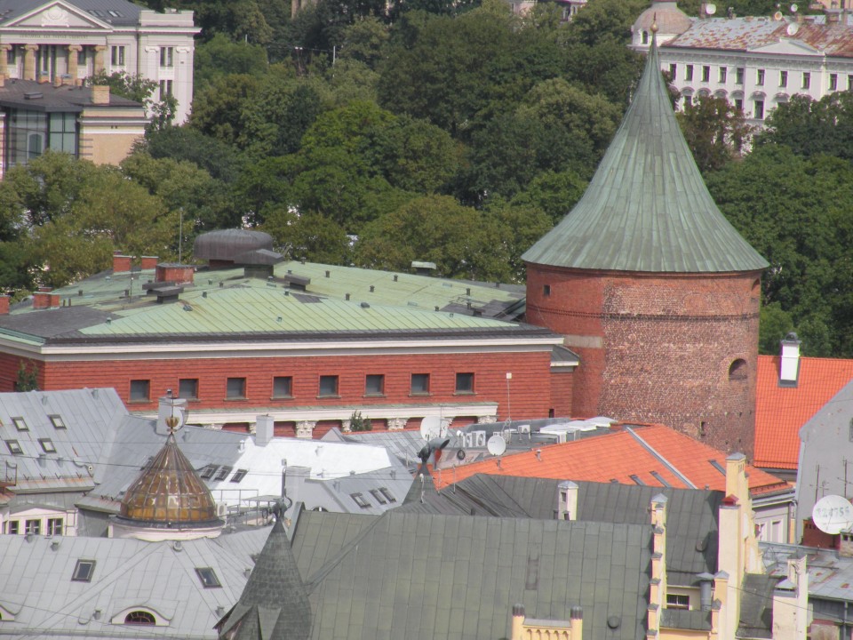 19 Balt.3 Riga cerkev zvonik in razstava - foto povečava