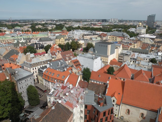 19 Balt.3 Riga cerkev zvonik in razstava - foto