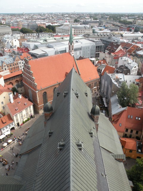 19 Balt.3 Riga cerkev zvonik in razstava - foto