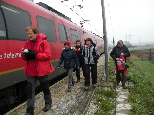 4.12.19 od Libne do Brežic čez polja. - foto