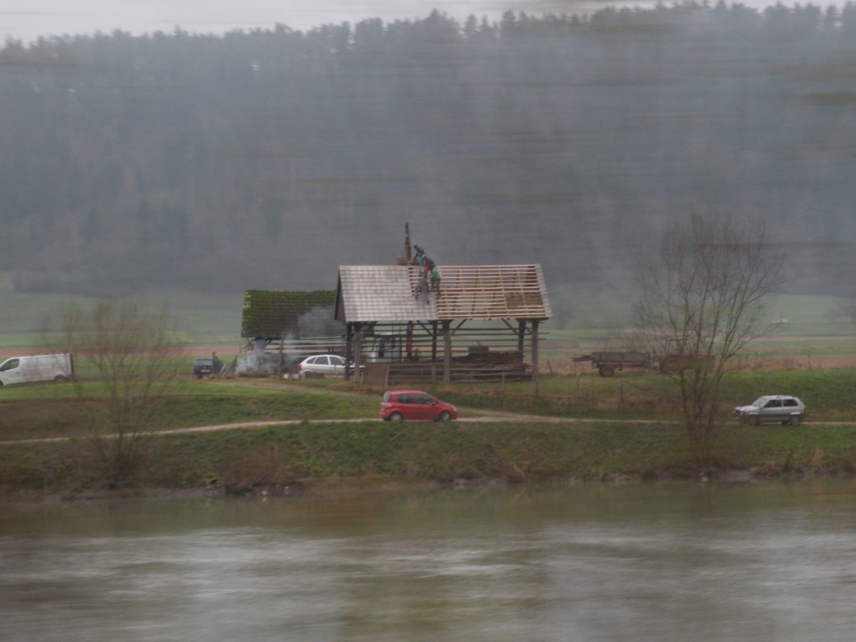 4.12.19 od Libne do Brežic čez polja. - foto povečava