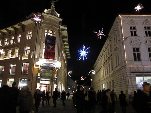 19 Praznična Ljubljana - foto