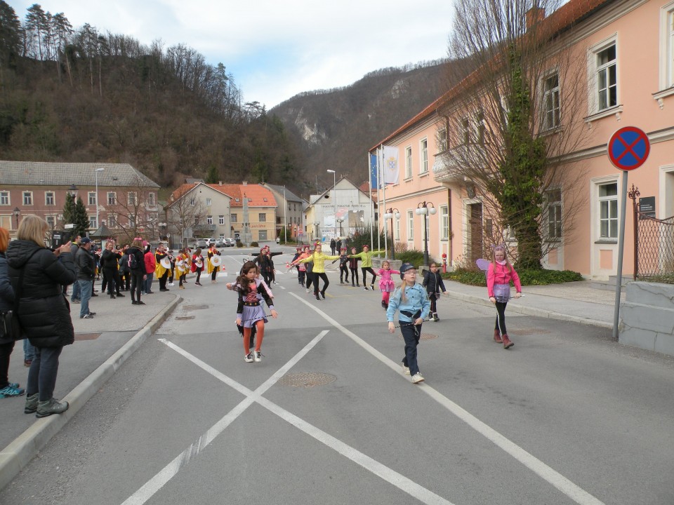 20 povorka pustnih mask po Radečah - foto povečava