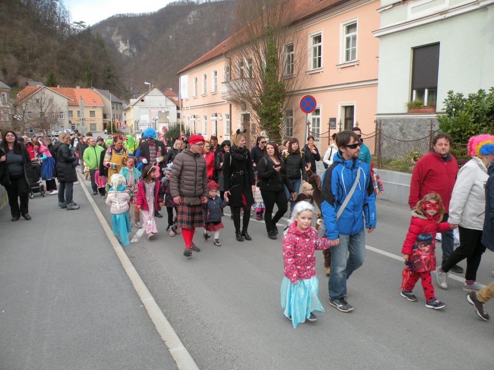 20 povorka pustnih mask po Radečah - foto povečava