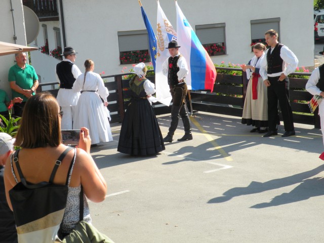 21 Pod Lipo Svibno - foto