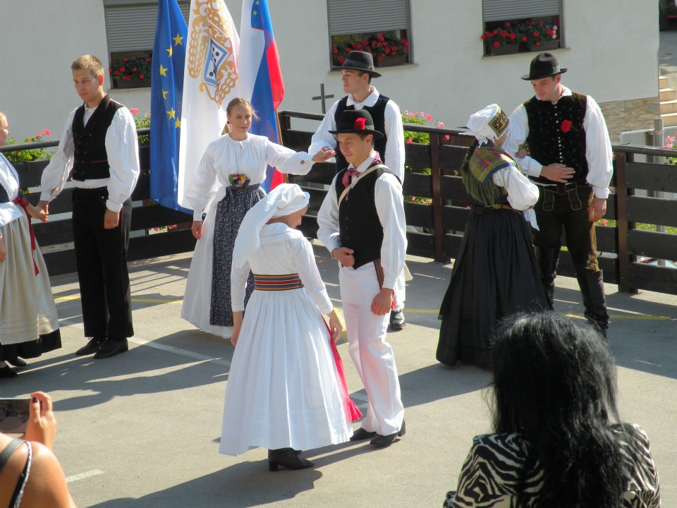 21 Pod Lipo Svibno - foto povečava