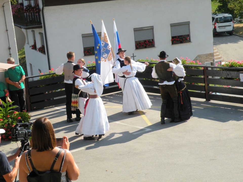 21 Pod Lipo Svibno - foto povečava