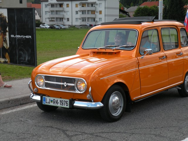 22 starodobniki v Radečah - foto