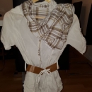 bela srajčka + pas + šal št. M / M   4€