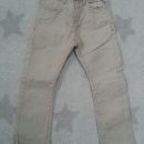 okaidi slim model hlače št.4y oz. 104   5€