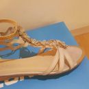 sandali št. 40     10€