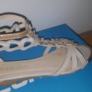 sandali št. 40    10€