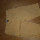 Zara hlače st.122 3€