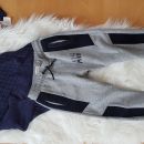 Zara trenirka st.116  5€