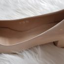 bež sandali št. 39 NOVI NOVI / 39  6,00 €