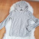 BEŽ PULOVER S KAPUCO ŠT. M / M  3,50 €