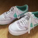Superge nike, št. 40