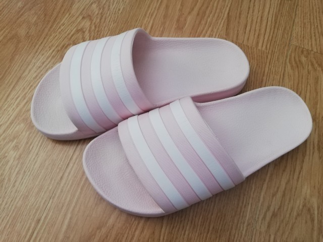 Natikači adidas, št. 36