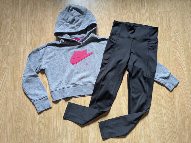 športni komplet Nike, gap, št. 134-140