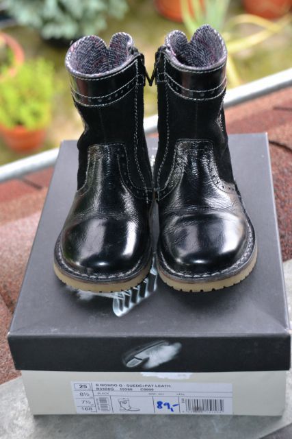 Geox jesenski gležnarji-škornji št. 25 (19€)